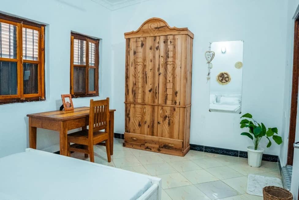 Hotel Nomad Cave- Stonetown Zanzibar Esterno foto