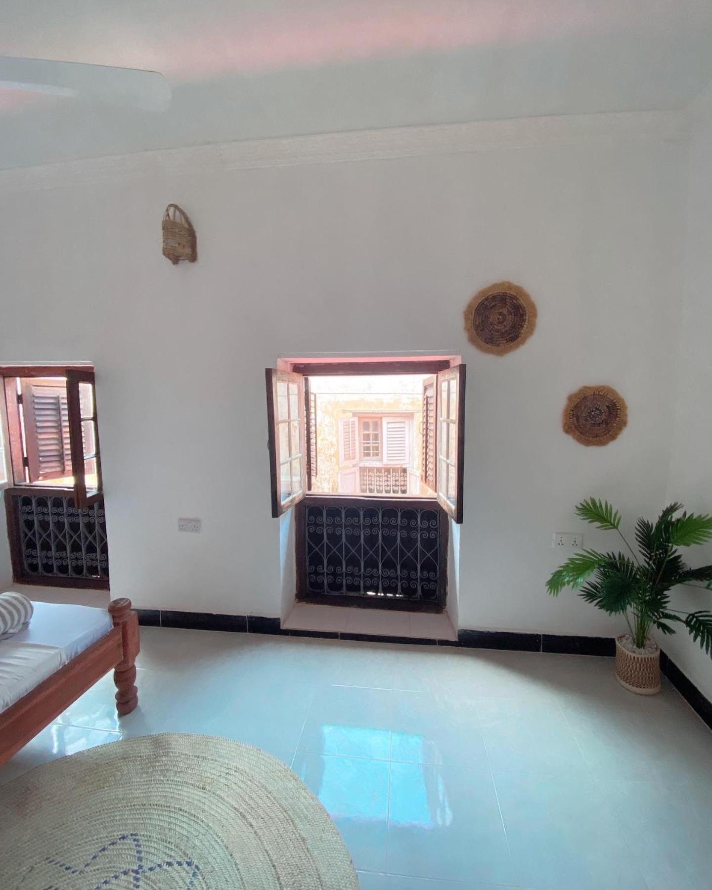 Hotel Nomad Cave- Stonetown Zanzibar Esterno foto